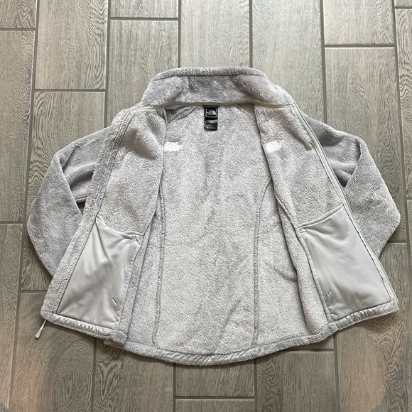 The North Face Sherpa Fuzzy Zip Up - Picture 4 of 6